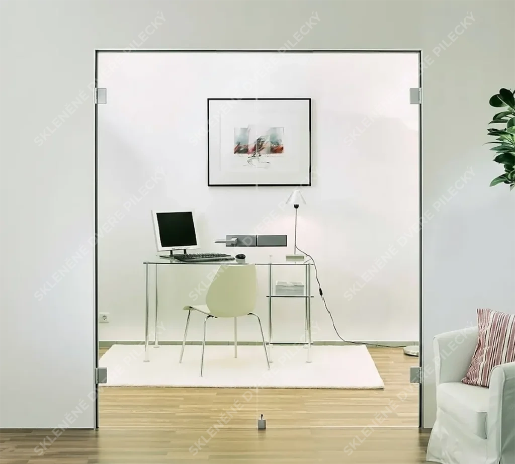 Skleněné dveře v zárubni